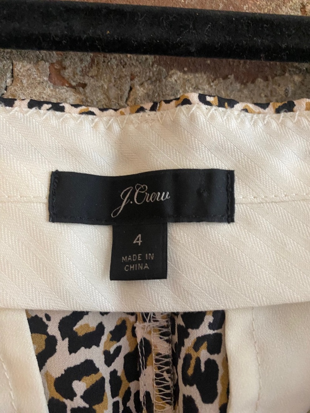 Jcrew 100% Silk Cheetah Print Pants Size 4 - Picture 2 of 4
